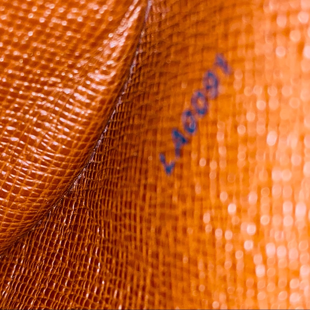 LV Papillon TROUS. 30 MG - Picture 3 of 3